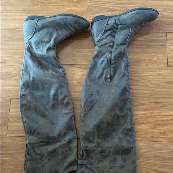 Comfortview Wide Calf Boot - Picture 1 of 6